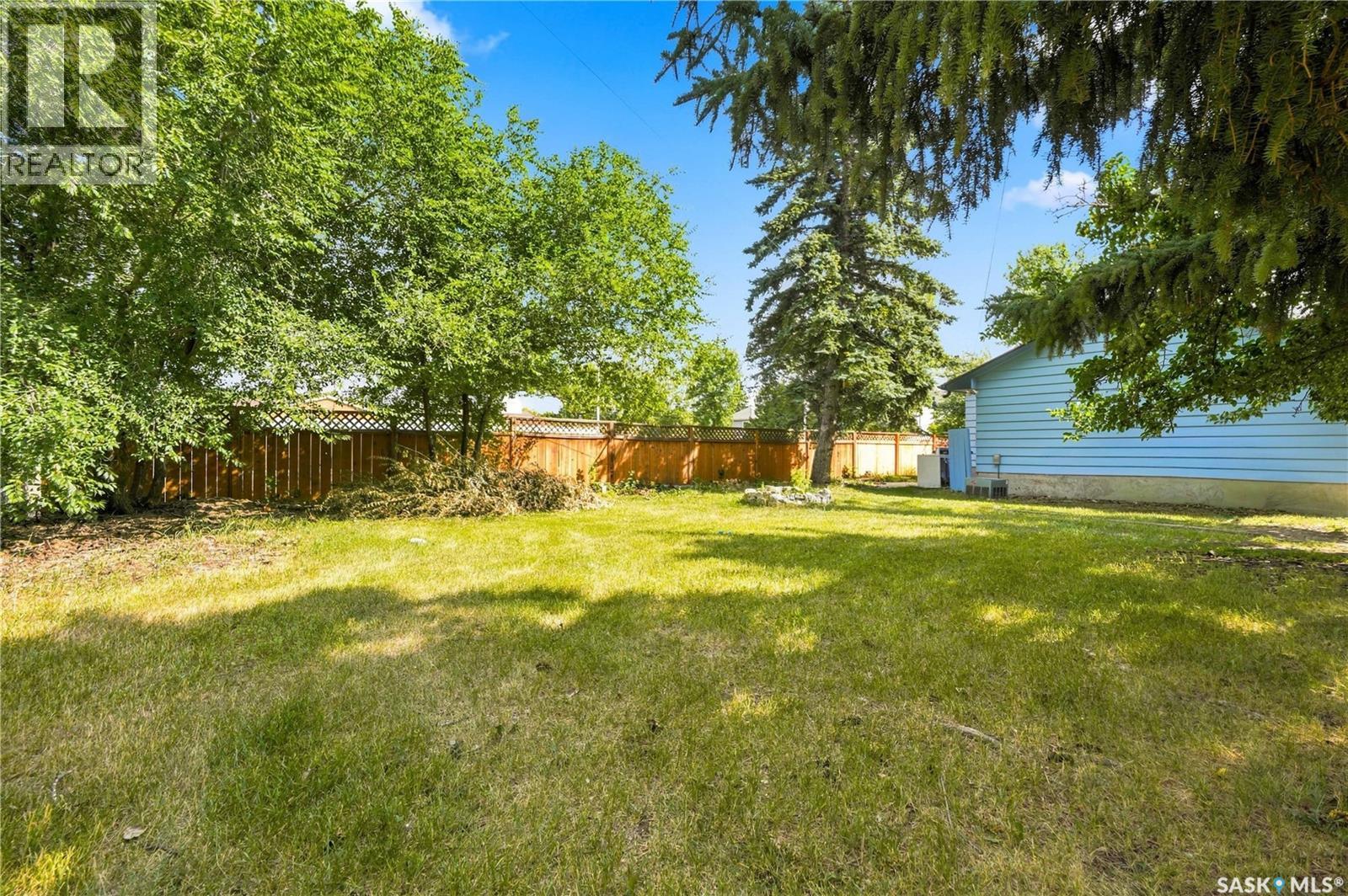 1401 10th Street E, Saskatoon, Saskatchewan  S7H 0J4 - Photo 47 - SK046042