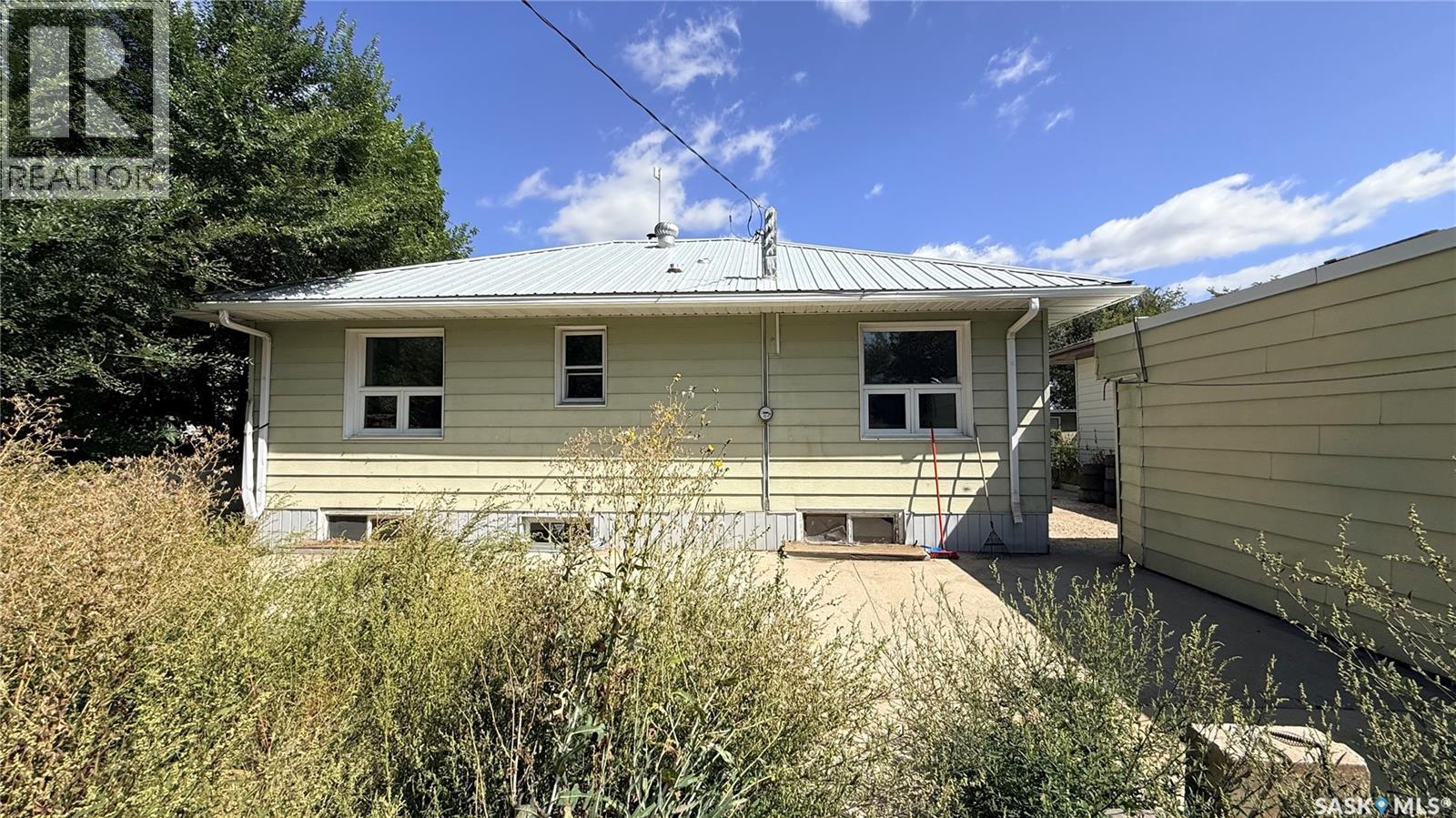 1710 Third Street, Estevan, Saskatchewan  S4A 0S8 - Photo 17 - SK045876