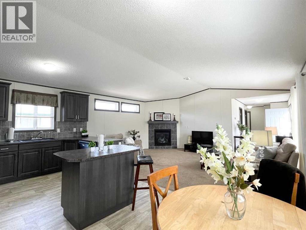 145 Caouette Crest, Fort Mcmurray, Alberta  T9K 2H5 - Photo 8 - A2304690