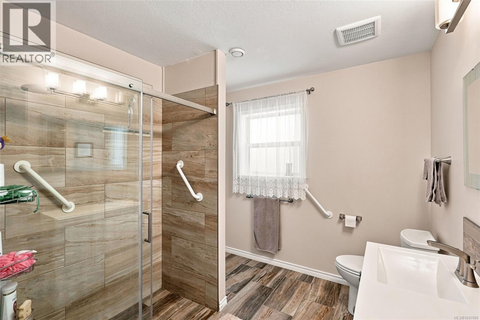 2319 Island Hwy E, Nanoose Bay, British Columbia  V9P 9E2 - Photo 27 - 1047060