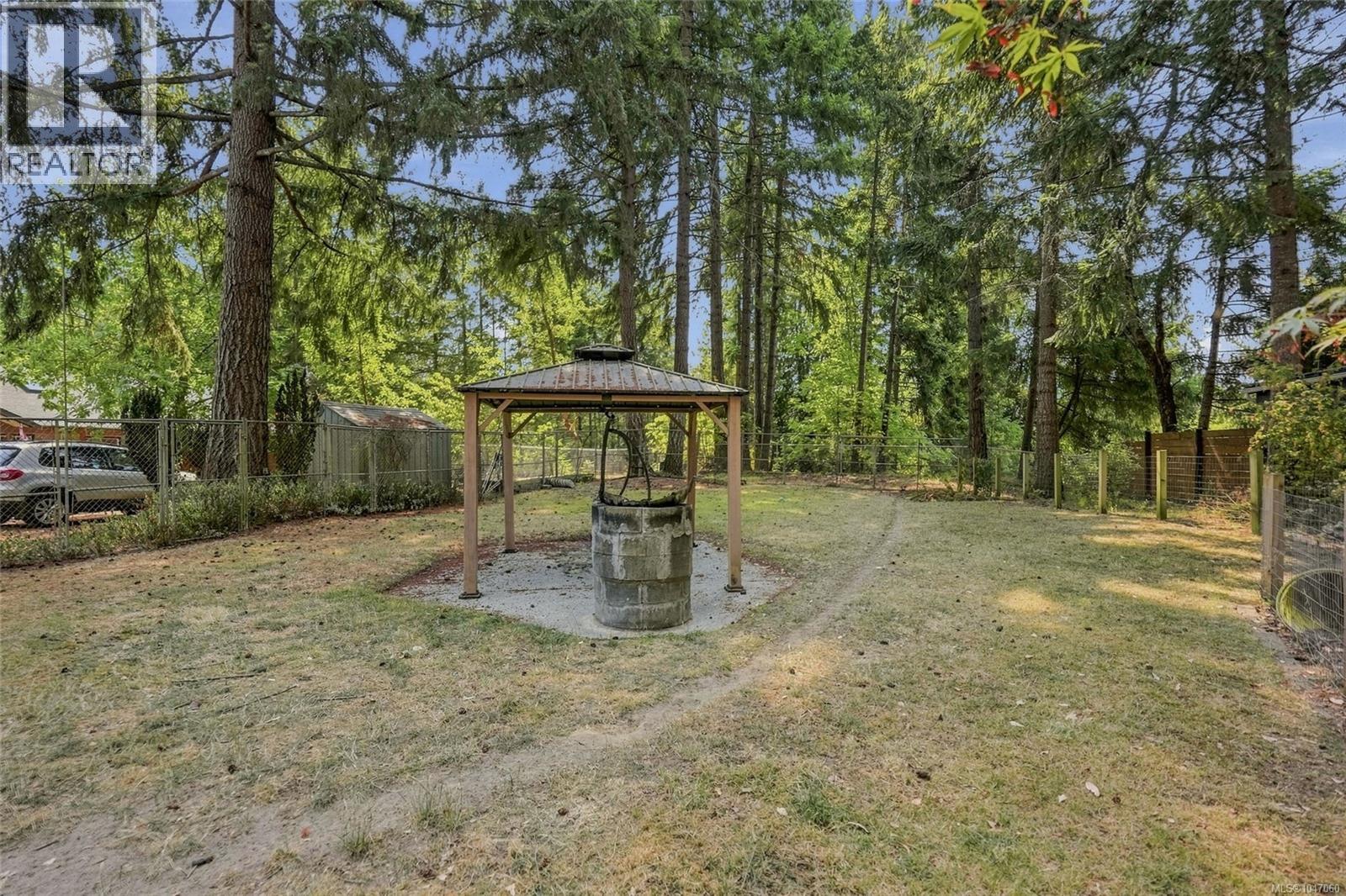 2319 Island Hwy E, Nanoose Bay, British Columbia  V9P 9E2 - Photo 40 - 1047060