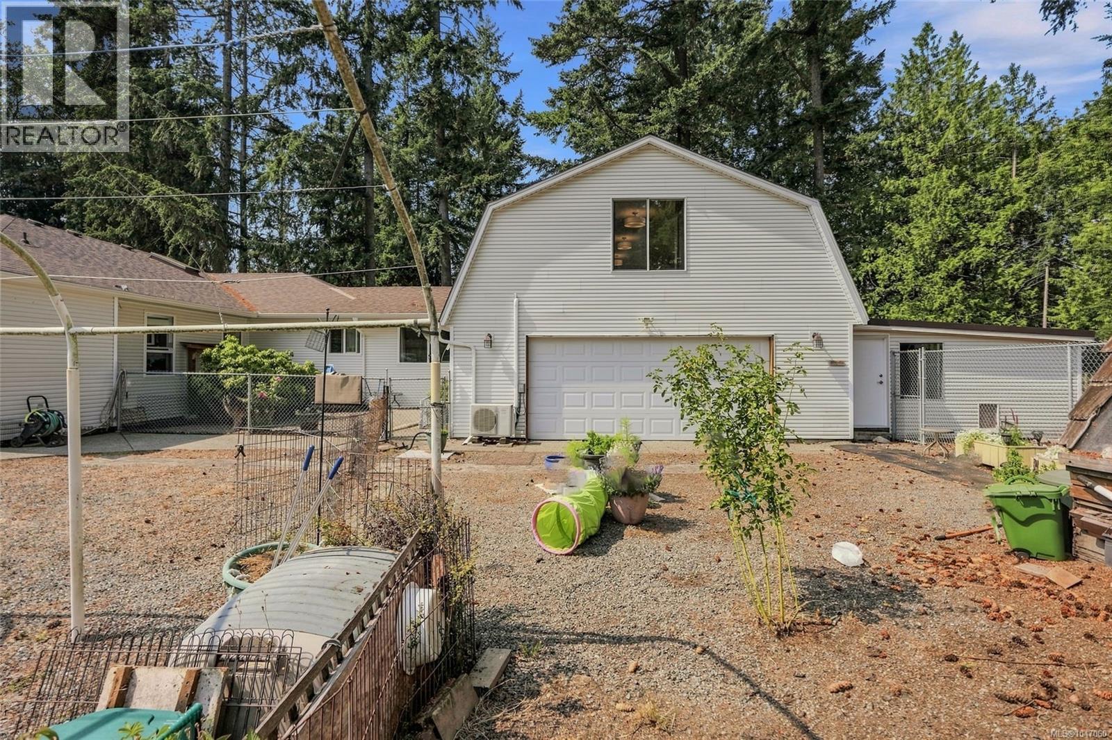 2319 Island Hwy E, Nanoose Bay, British Columbia  V9P 9E2 - Photo 53 - 1047060