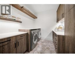 732 Highpointe Place, Kelowna, British Columbia  V1V 2Y3 - Photo 13 - 10395244