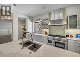 732 Highpointe Place, Kelowna, British Columbia  V1V 2Y3 - Photo 6 - 10395244