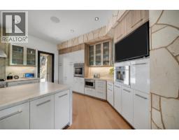 732 Highpointe Place, Kelowna, British Columbia  V1V 2Y3 - Photo 7 - 10395244