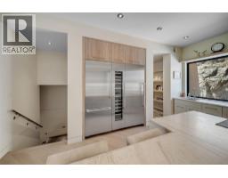 732 Highpointe Place, Kelowna, British Columbia  V1V 2Y3 - Photo 5 - 10395244
