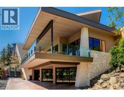 732 Highpointe Place, Kelowna, British Columbia  V1V 2Y3 - Photo 3 - 10395244