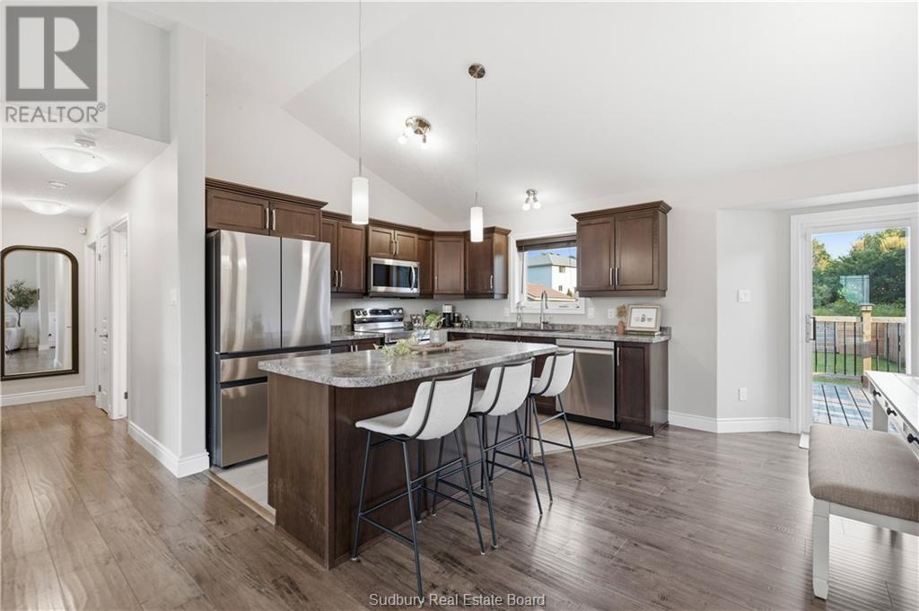 1663 Meadowlark Way, Val Caron, Ontario  P3N 0A8 - Photo 5 - 2129909