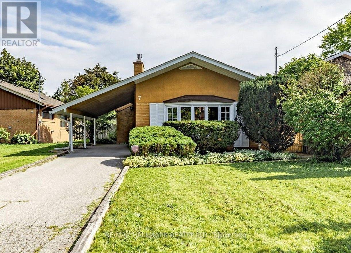 7 Panmure Crescent, Toronto, Ontario  M1K 4Y5 - Photo 2 - E13691352