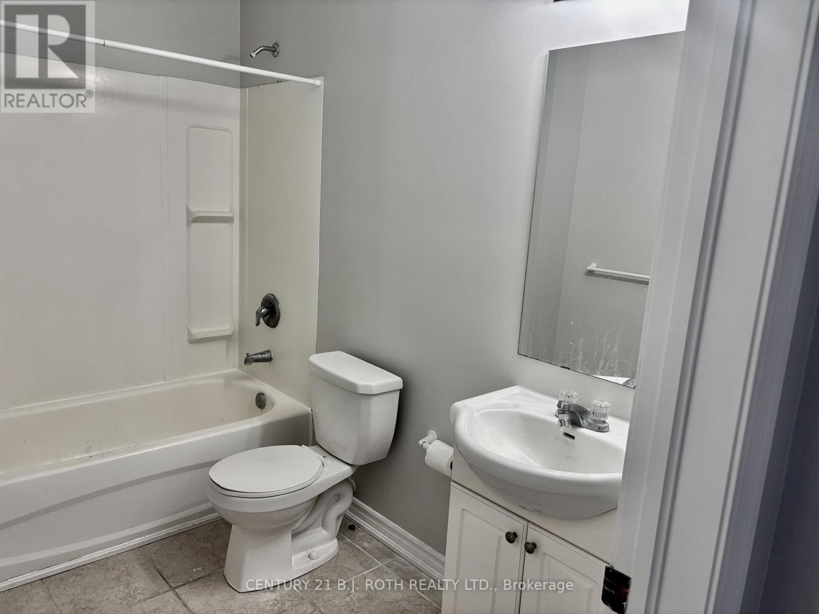 302 - 19 Dunlop Street W, Barrie, Ontario  L4N 1A1 - Photo 13 - S13690964