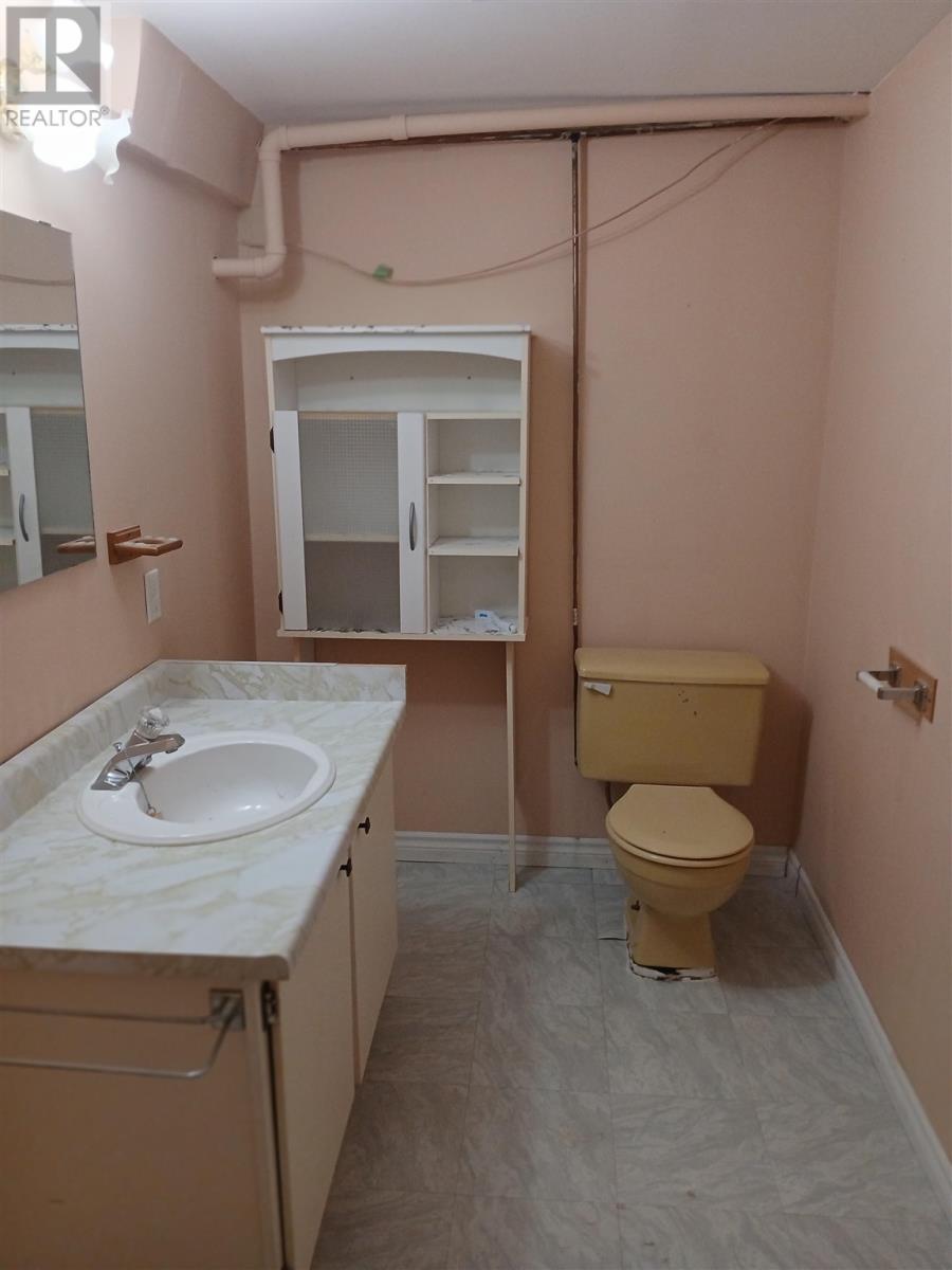 125 Laurier Rd, Elliot Lake, Ontario  P5A 2V1 - Photo 23 - SM262239