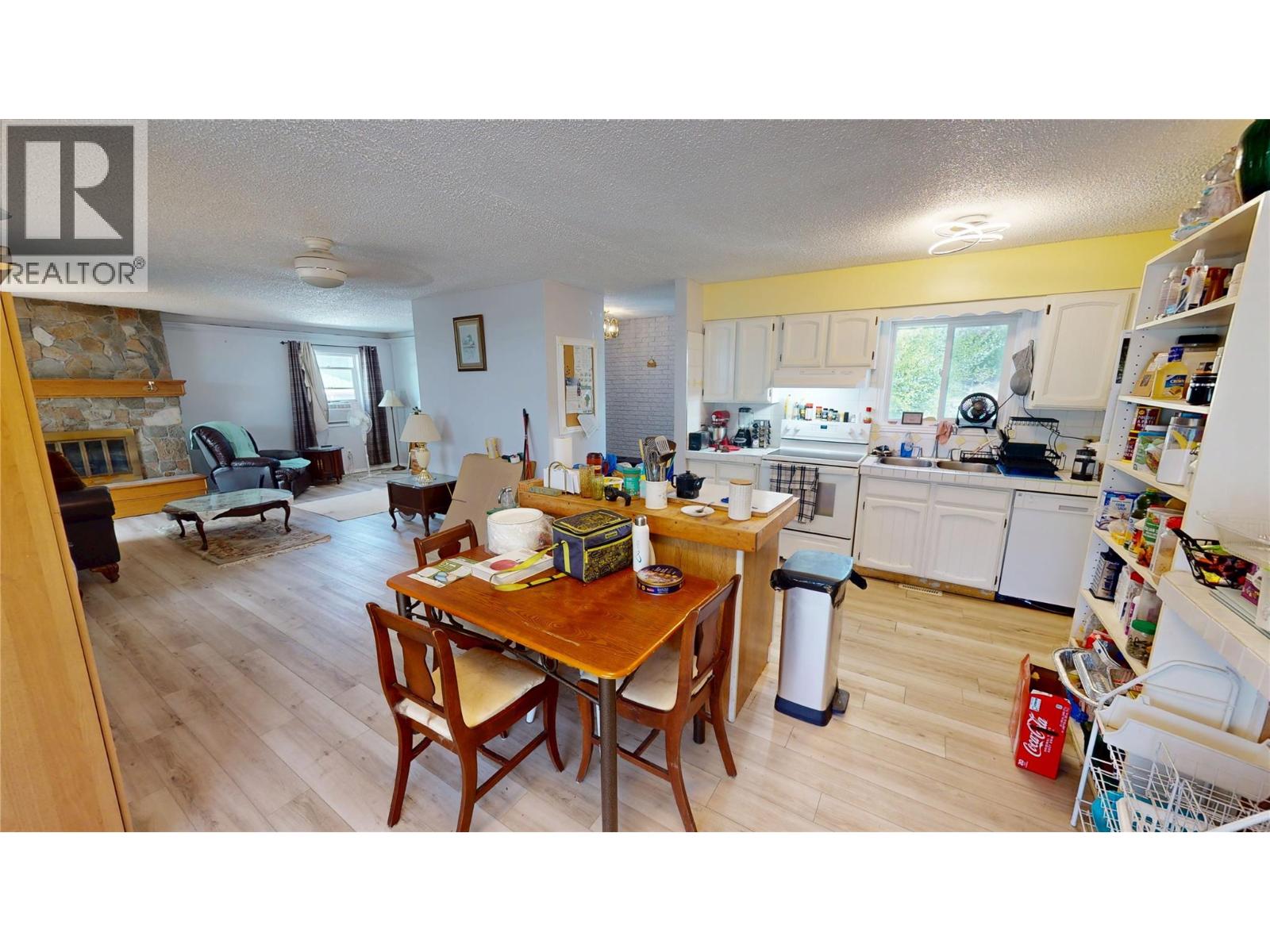 521 26th Avenue S, Cranbrook, British Columbia V1C 5A6 - Photo 5 - 10398053