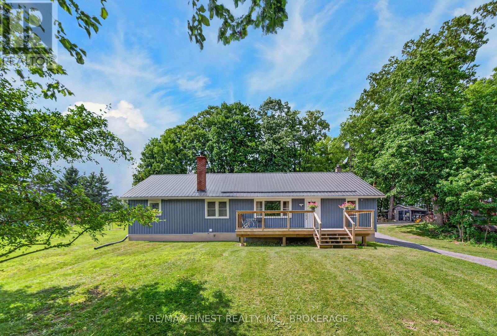 6213 Perth Road, Frontenac, Ontario  K0H 2L0 - Photo 2 - X13692160