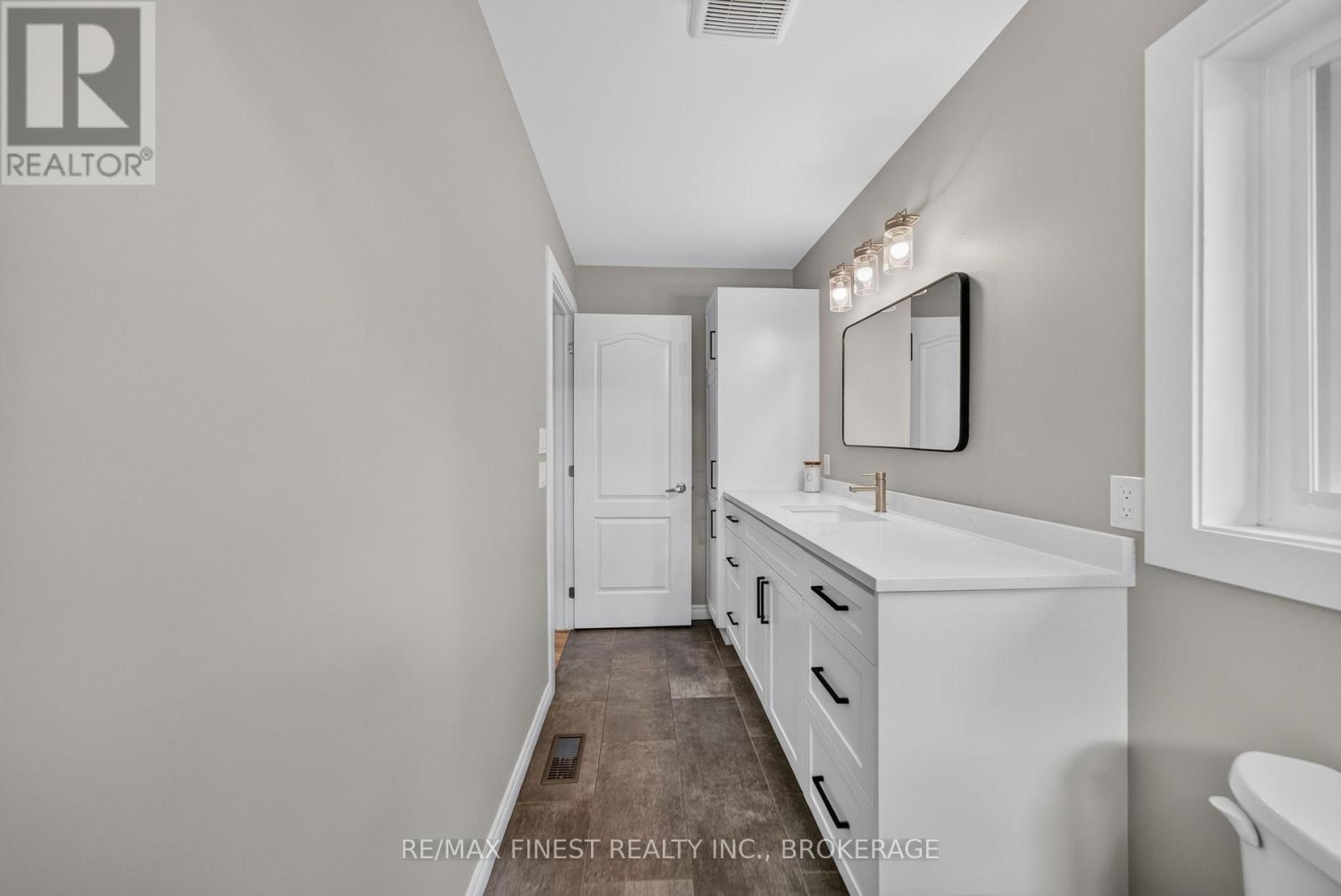 6213 Perth Road, Frontenac, Ontario  K0H 2L0 - Photo 22 - X13692160