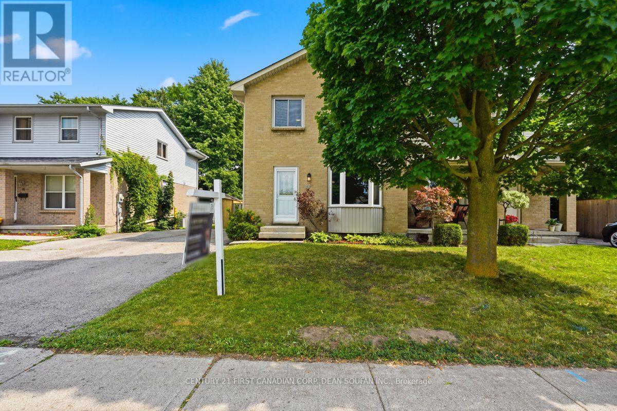 33 Ashley Crescent, London South, Ontario N6E 3P7 - Photo 6 - X13692256