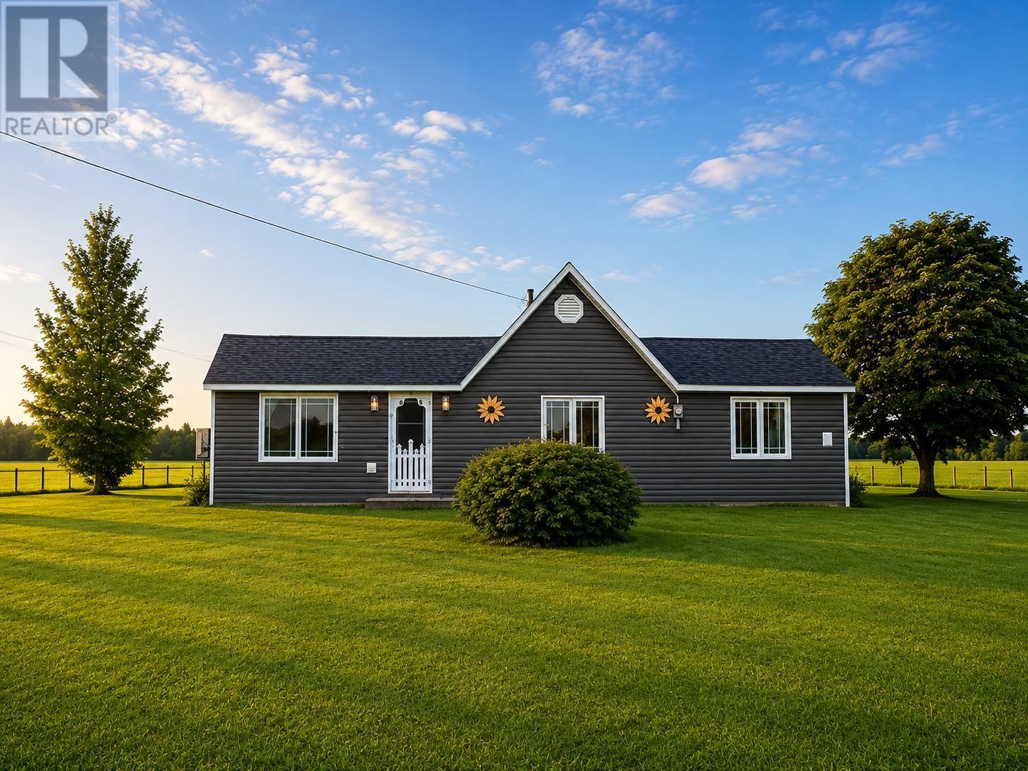 2348 O'leary Road, Knutsford, Prince Edward Island  C0B 1V0 - Photo 2 - 202621006