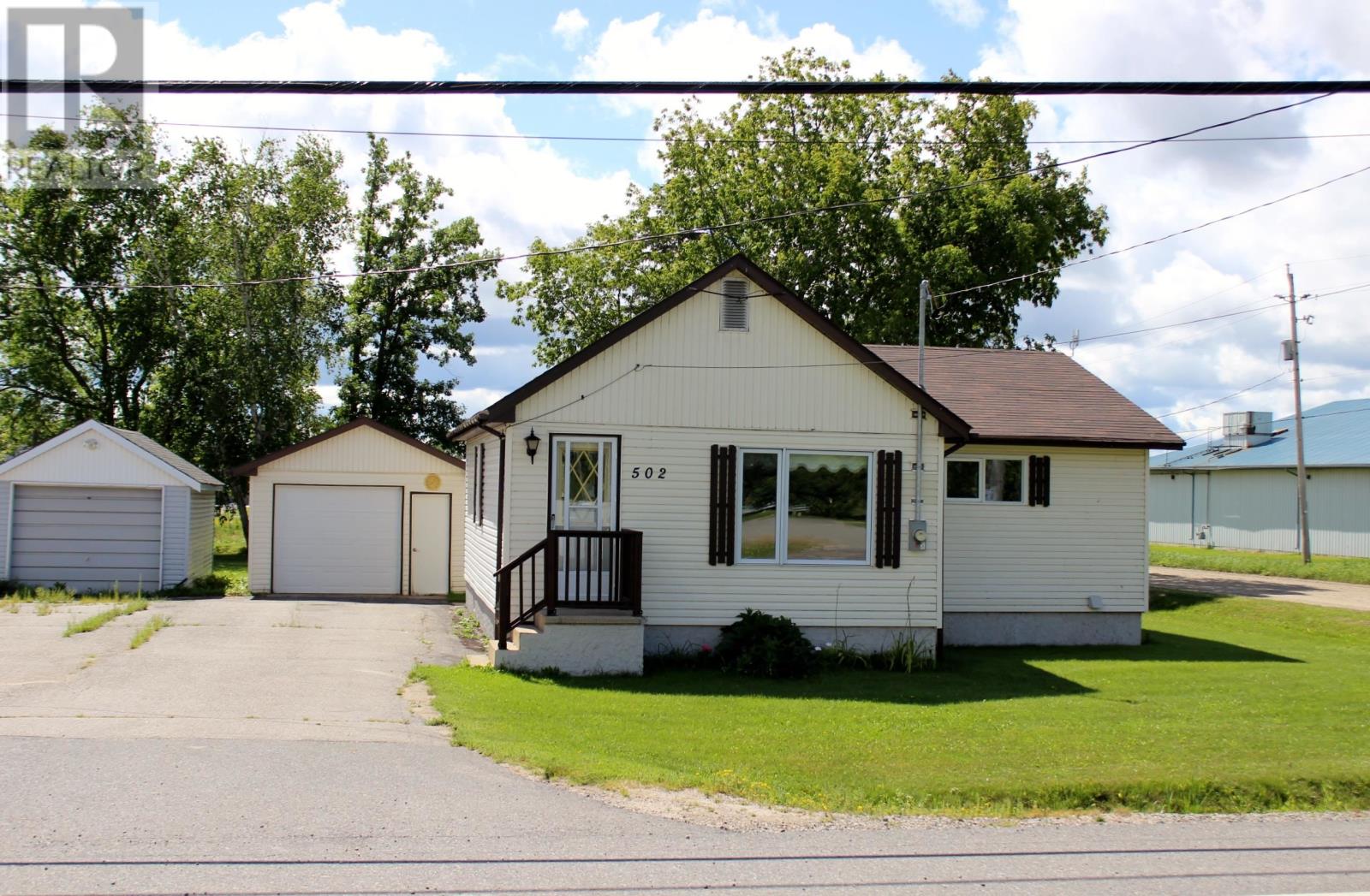 502 Atwood Avenue, Rainy River, Ontario  P0W 1L0 - Photo 2 - TB2602414
