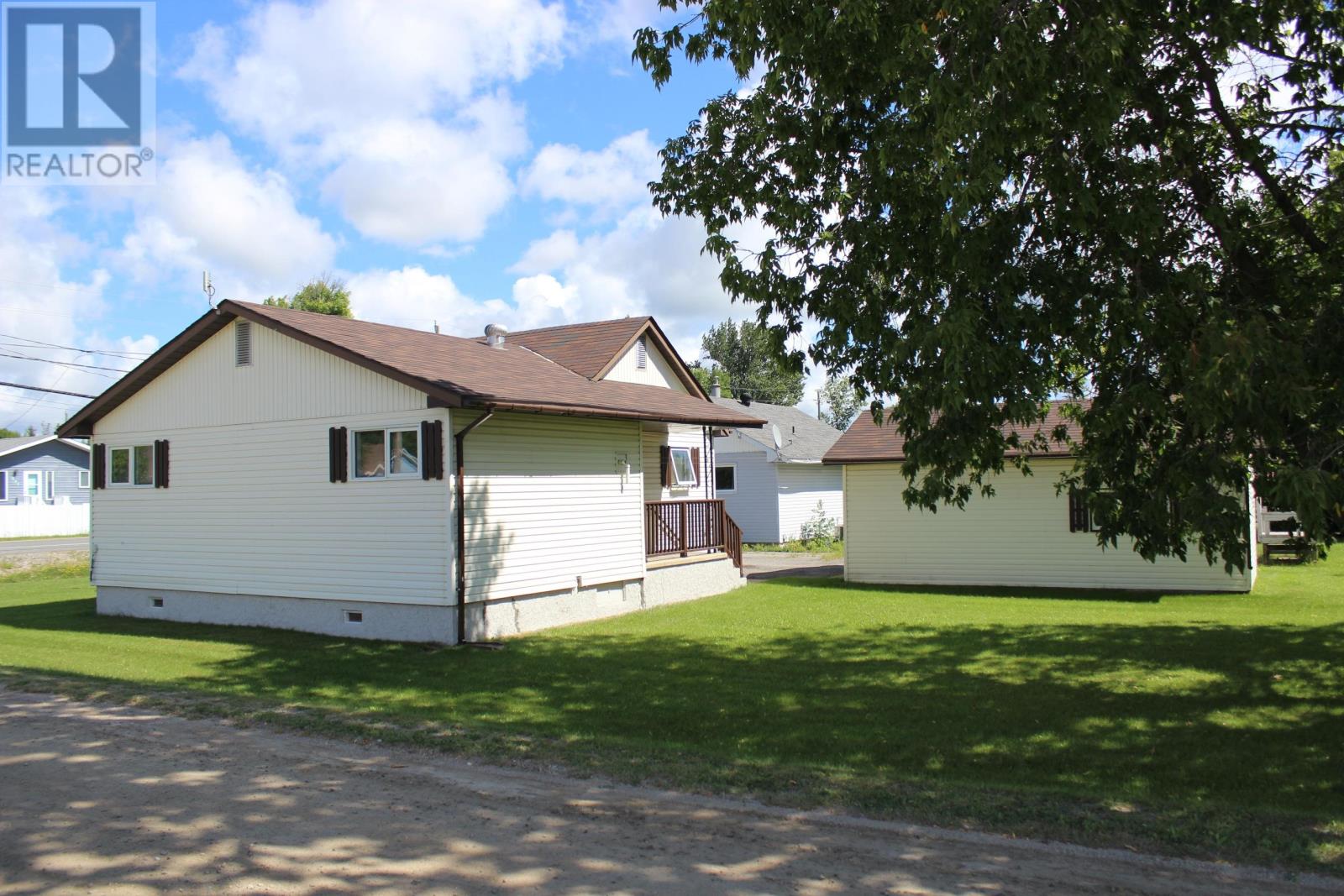 502 Atwood Avenue, Rainy River, Ontario  P0W 1L0 - Photo 4 - TB2602414