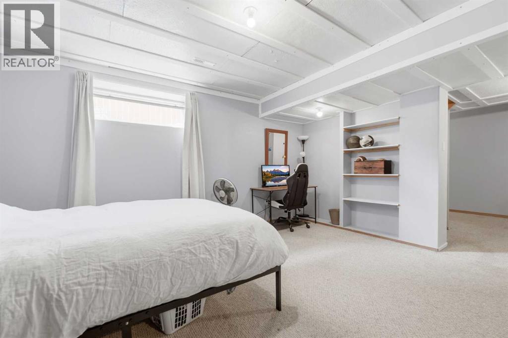46 Somerside Place SW, Calgary, Alberta  T2Y 3V3 - Photo 31 - A2314145