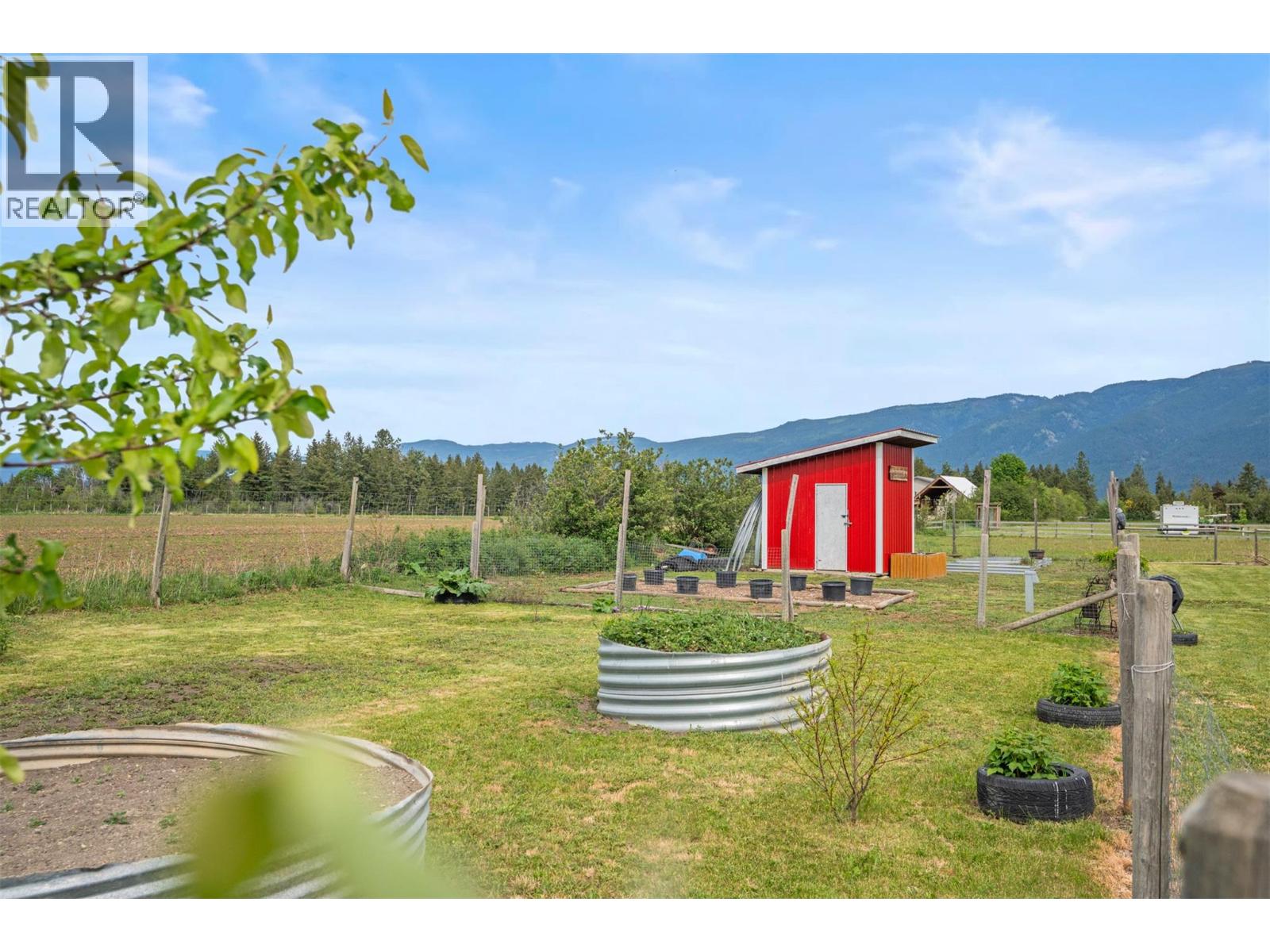 4160 Noble Road, Spallumcheen, British Columbia  V4Y 0K8 - Photo 84 - 10388088