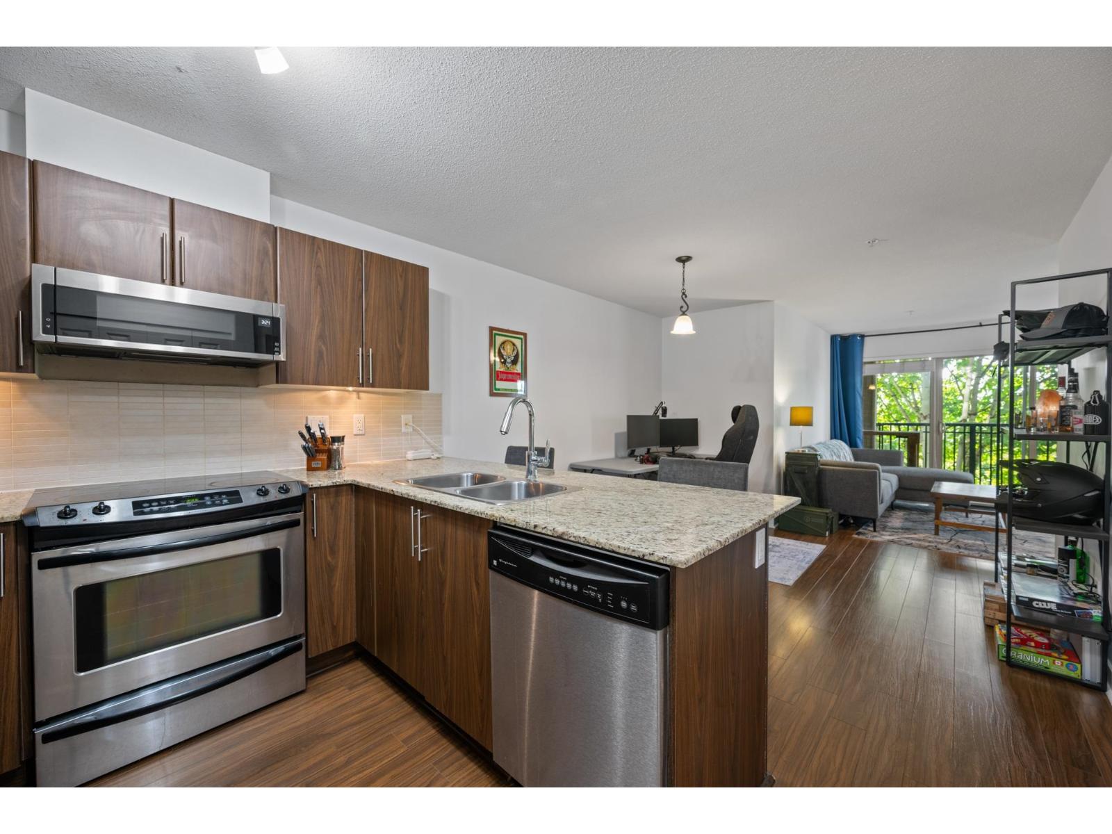 C207 8929 202 Street, Langley, British Columbia  V1M 0B4 - Photo 4 - R3156822