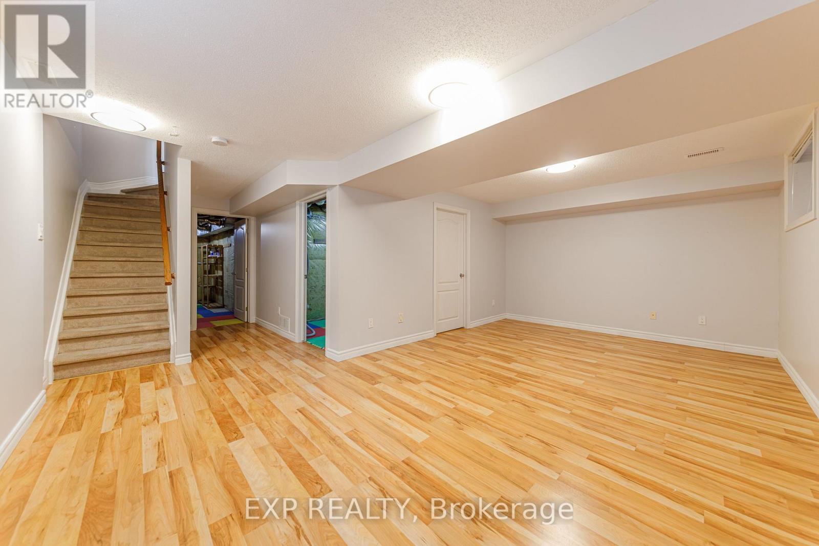 4220 Kelly Farm Drive, Ottawa, Ontario K1T 0A5 - Photo 31 - X13692254
