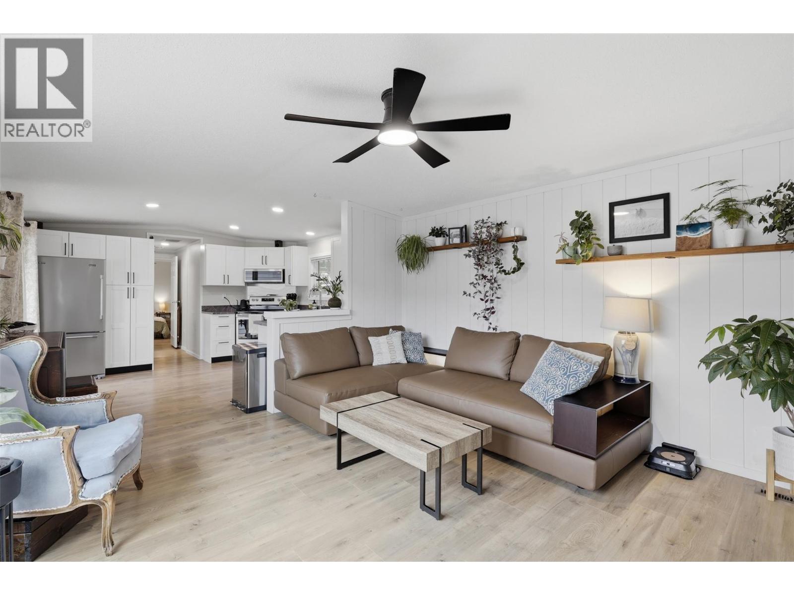 840 Klahanie Drive, Kamloops, British Columbia  V2C 5R2 - Photo 7 - 10388876