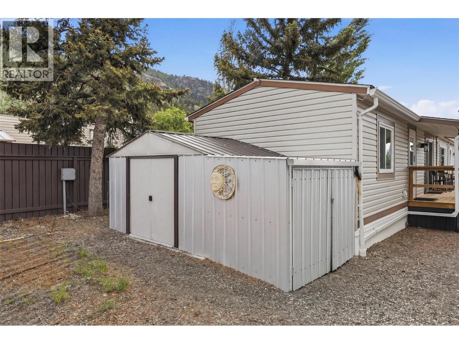 840 Klahanie Drive, Kamloops, British Columbia  V2C 5R2 - Photo 33 - 10388876