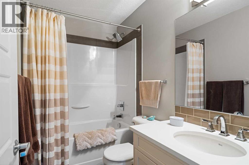 185 Cranbrook Villas SE, Calgary, Alberta  T3M 1Z3 - Photo 18 - A2335024