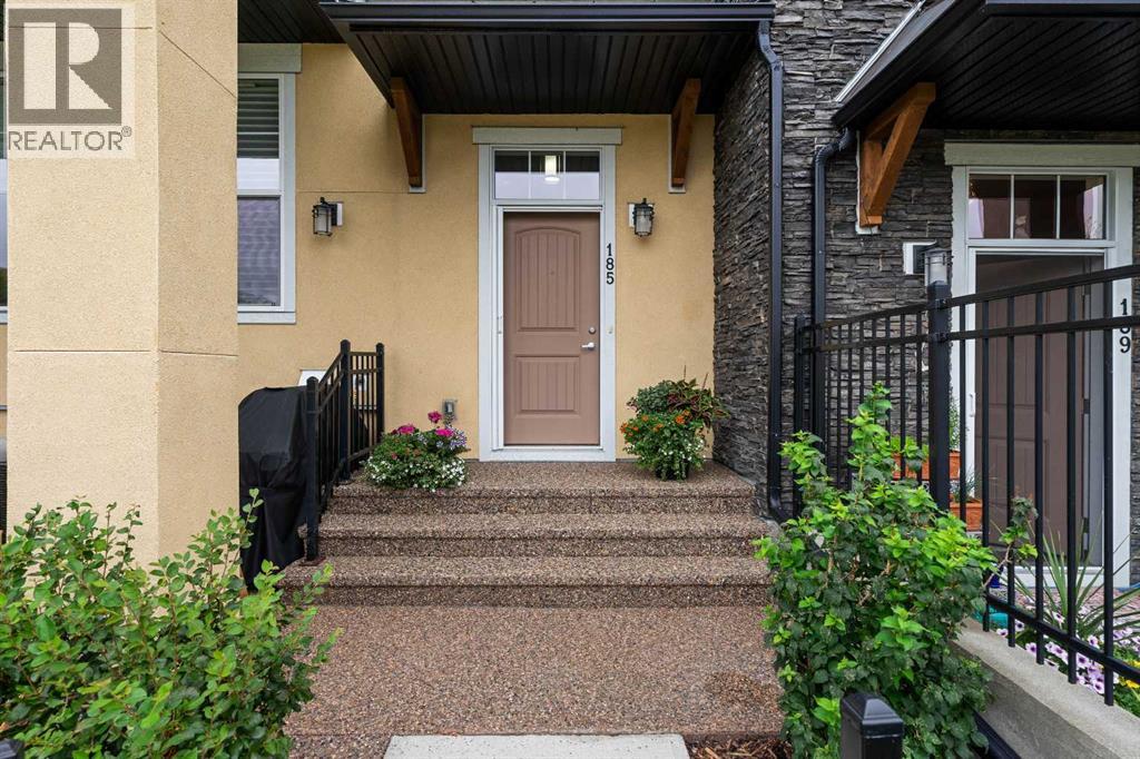 185 Cranbrook Villas SE, Calgary, Alberta  T3M 1Z3 - Photo 3 - A2335024