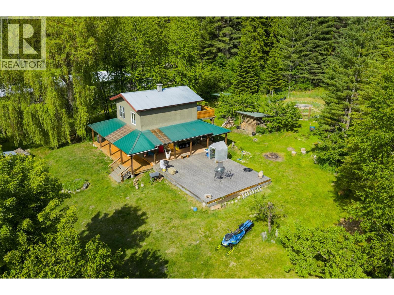 7010 Perrys Cemetery Road, Winlaw, British Columbia  V0G 2J0 - Photo 32 - 10395534