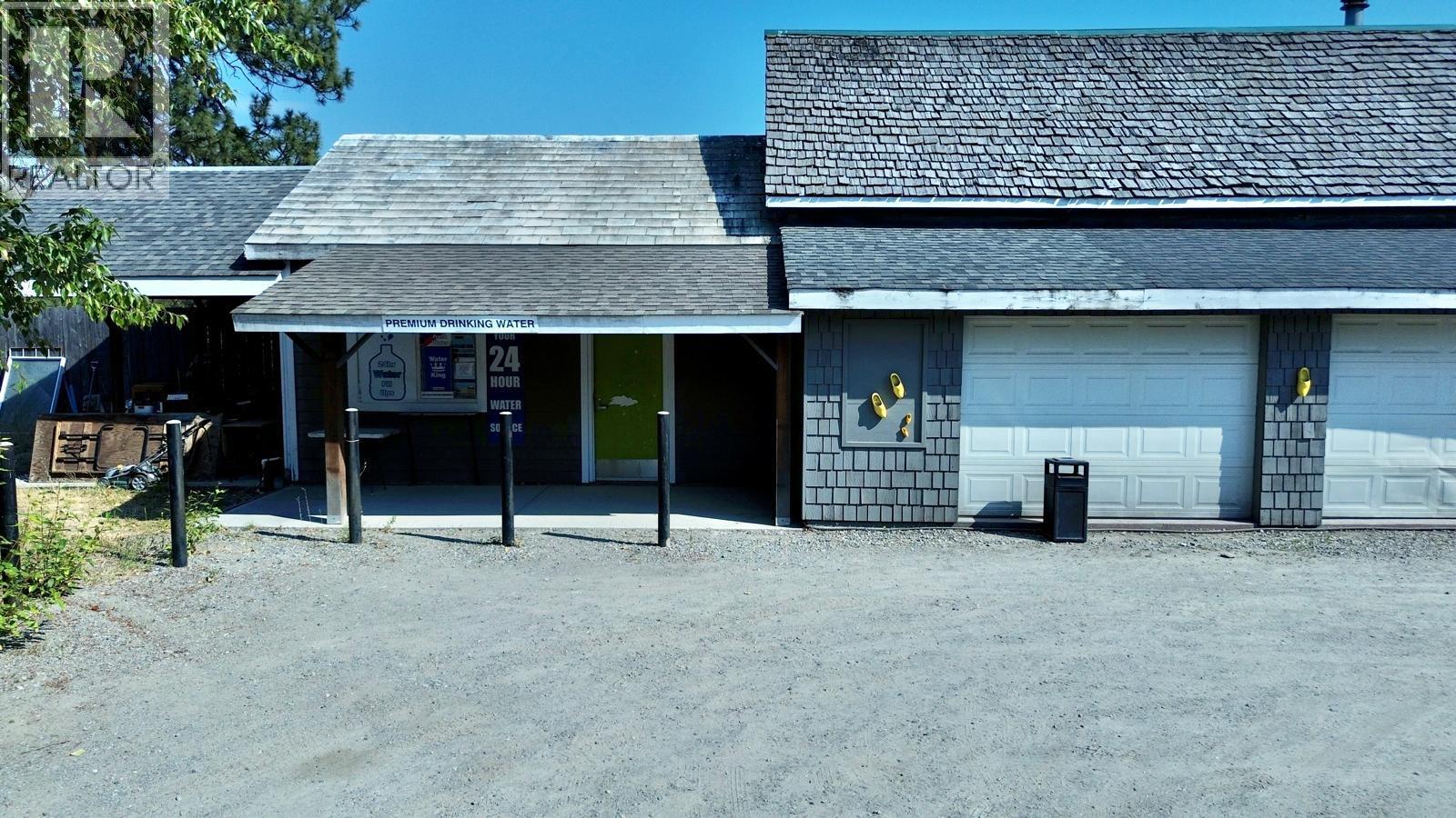 4127 Highway 3 Highway, Rock Creek, British Columbia  V0H 1Y0 - Photo 3 - 10396315