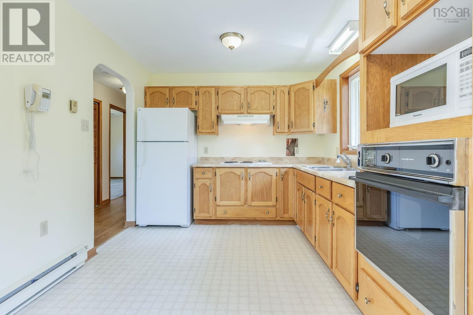 15 Village Street, Tantallon, Nova Scotia  B3Z 2P7 - Photo 16 - 202621010