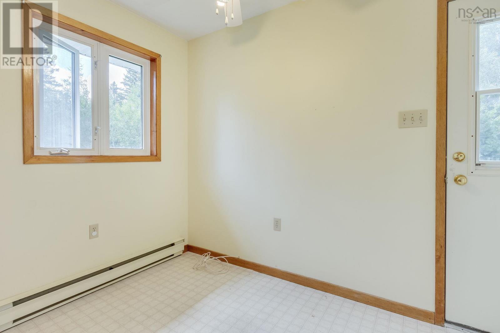 15 Village Street, Tantallon, Nova Scotia  B3Z 2P7 - Photo 18 - 202621010