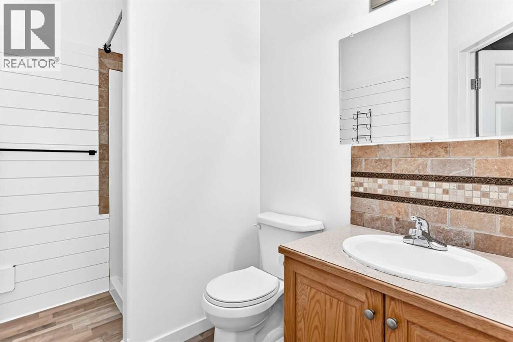 18 Julia Place, Didsbury, Alberta  T0M 0W0 - Photo 36 - A2337673