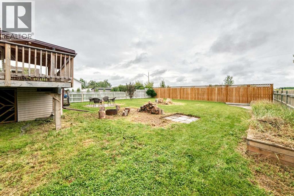 18 Julia Place, Didsbury, Alberta  T0M 0W0 - Photo 48 - A2337673