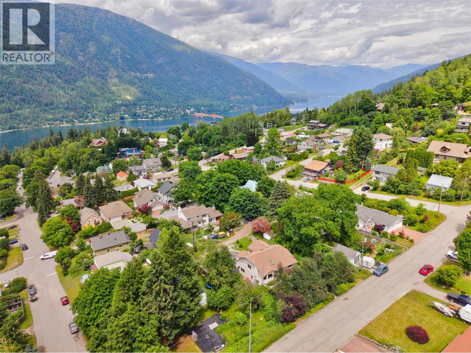 1007 Hoover Street, Nelson, British Columbia V1L 4X9 - Photo 57 - 10398131