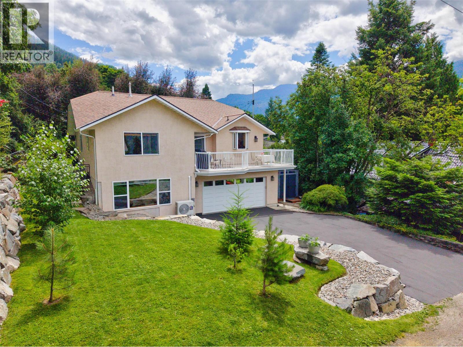 1007 Hoover Street, Nelson, British Columbia V1L 4X9 - Photo 59 - 10398131