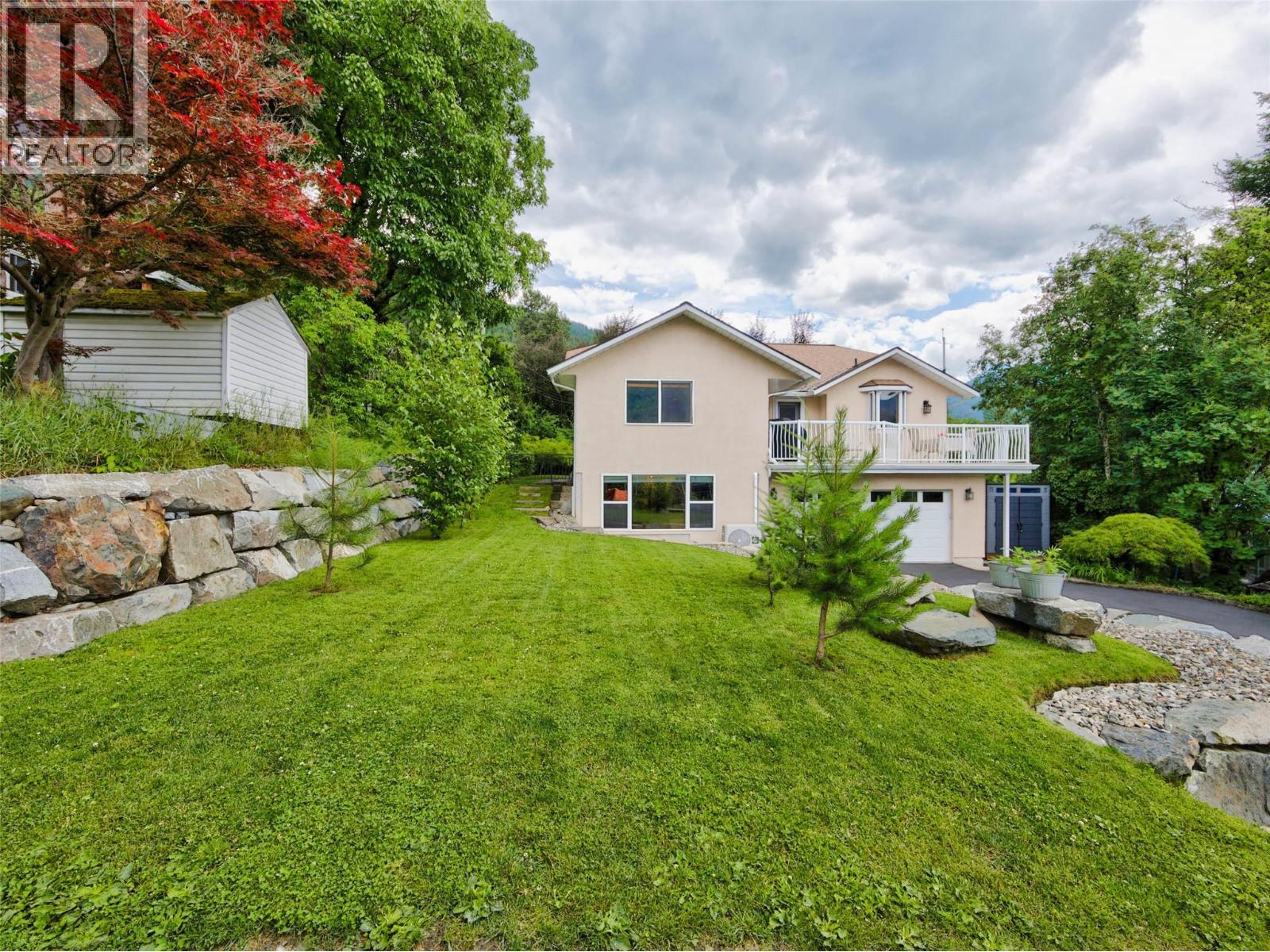 1007 Hoover Street, Nelson, British Columbia V1L 4X9 - Photo 69 - 10398131