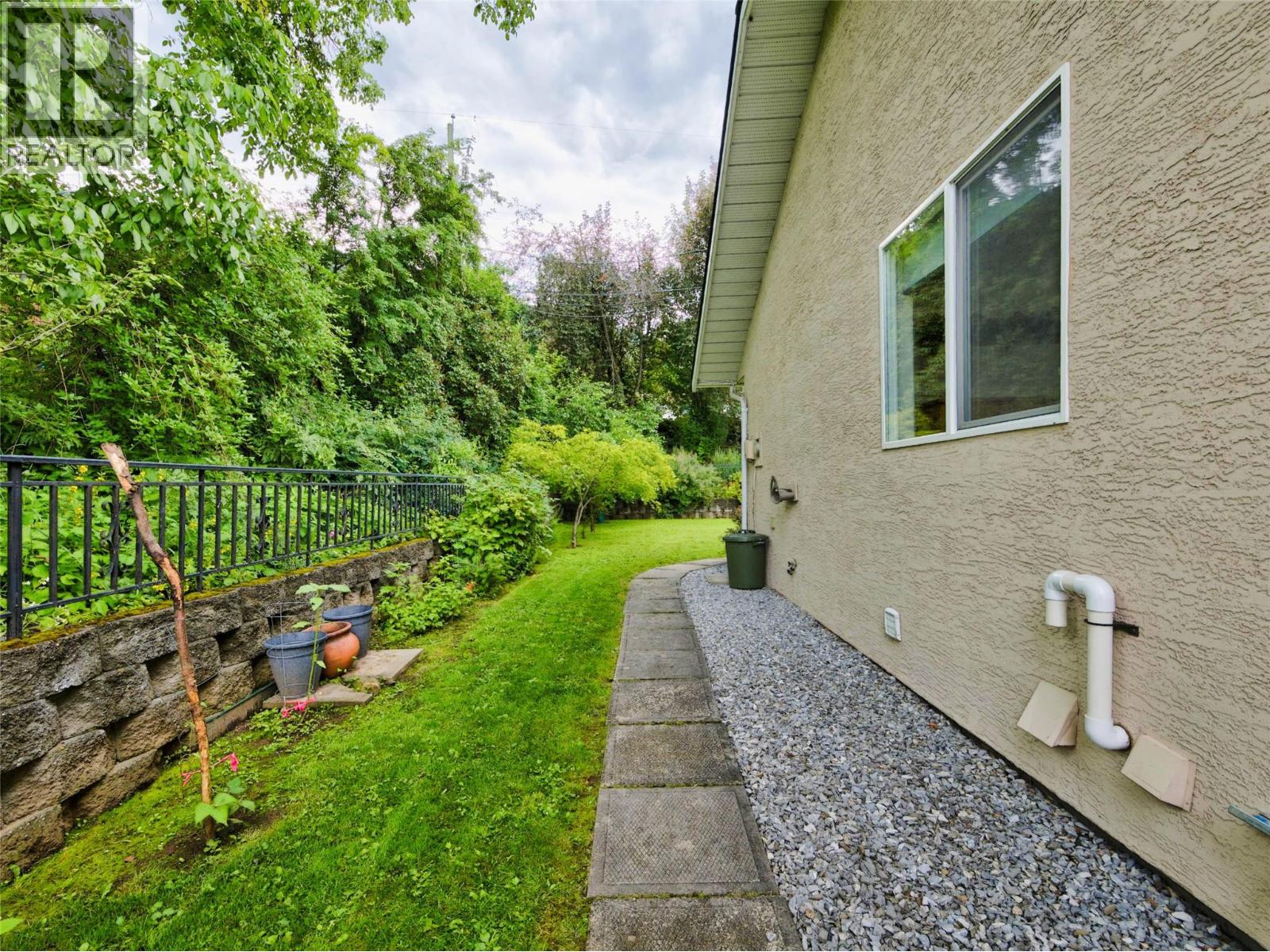 1007 Hoover Street, Nelson, British Columbia V1L 4X9 - Photo 67 - 10398131