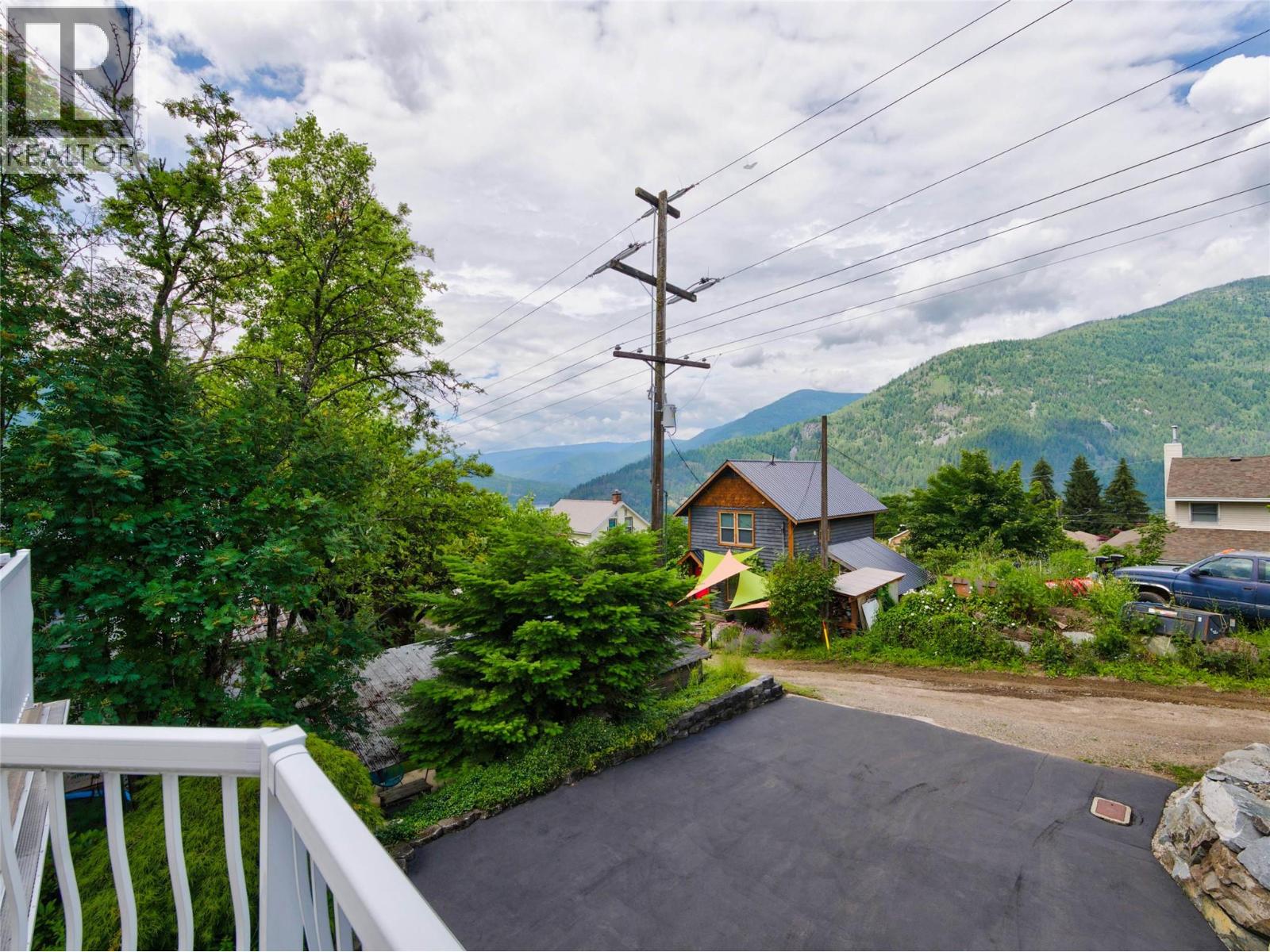 1007 Hoover Street, Nelson, British Columbia V1L 4X9 - Photo 63 - 10398131