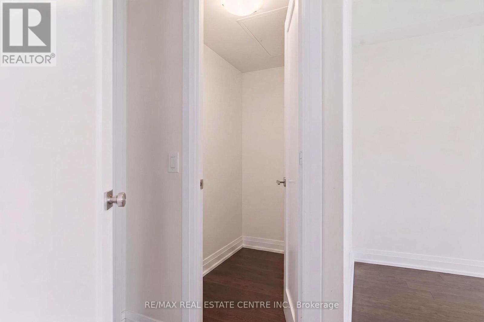 4122 - 5 Sheppard Avenue E, Toronto, Ontario  M2N 0G4 - Photo 12 - C13692110