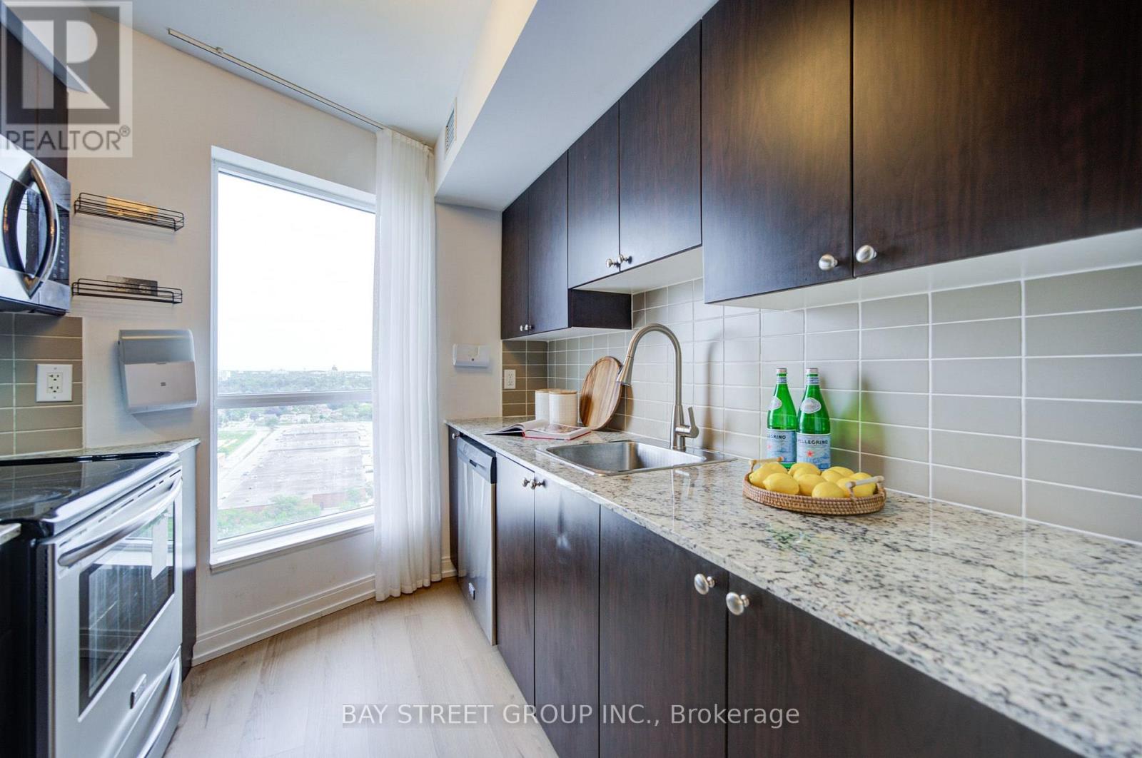 1908 - 151 Village Green Square, Toronto, Ontario  M1S 0K5 - Photo 9 - E13692054