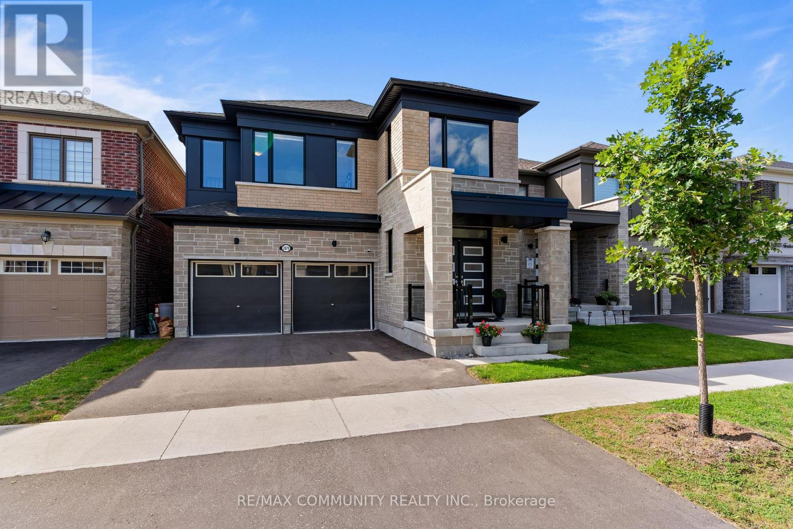 2879 FOXDEN SQUARE, Pickering, Ontario