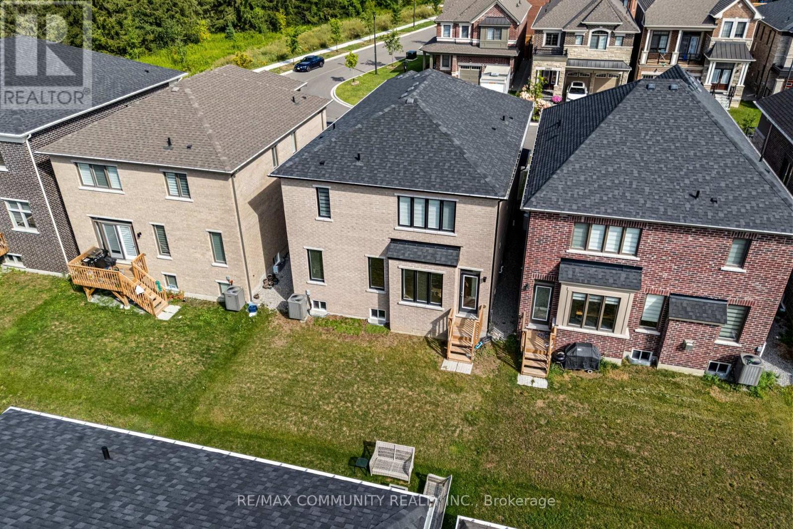 2879 Foxden Square, Pickering, Ontario  L1X 0N9 - Photo 28 - E13692274