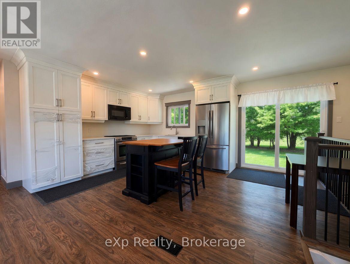 341013 Grey Road 28, West Grey, Ontario  N4N 3B9 - Photo 3 - X13692152