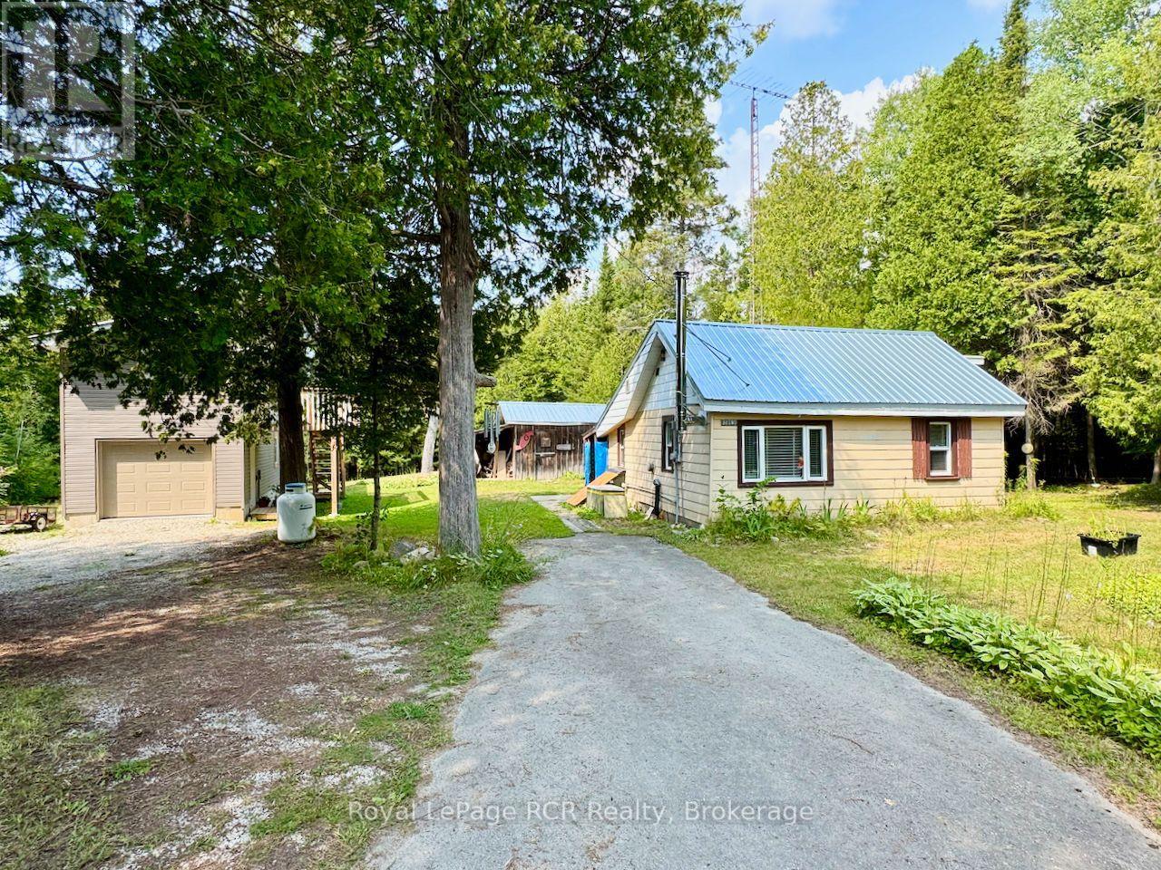 568 STOKES BAY ROAD, Northern Bruce Peninsula, Ontario