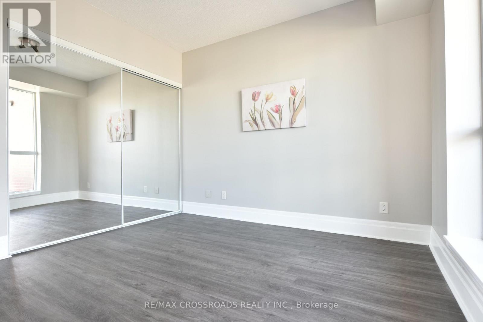 505 - 21 Upper Duke Crescent, Markham, Ontario L6G 0B7 - Photo 5 - N13692102