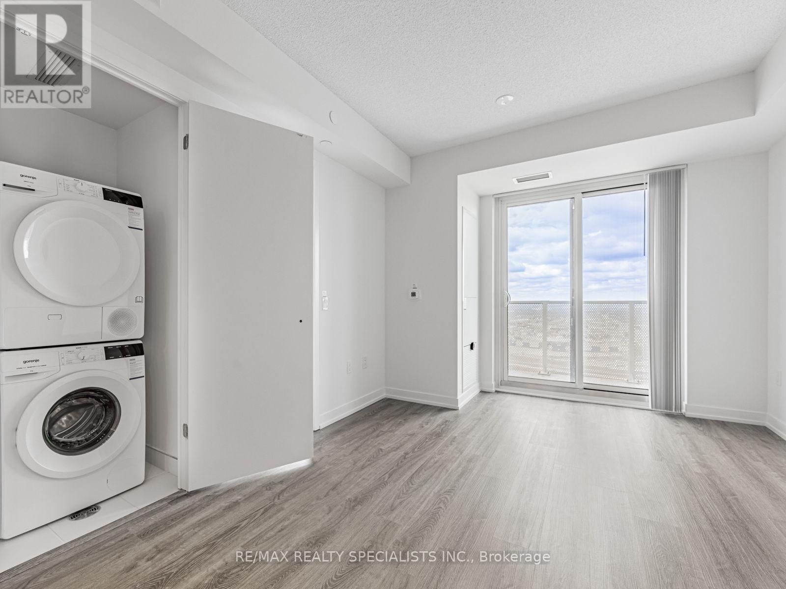 3807 - 195 Commerce Street, Vaughan, Ontario  L4K 0P9 - Photo 15 - N13692104