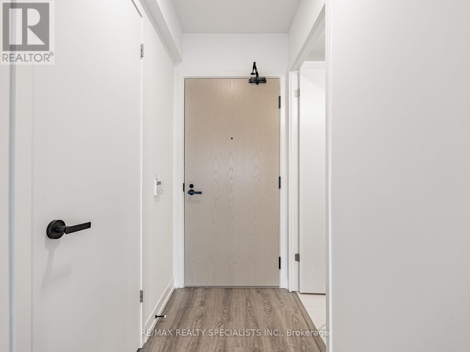 3807 - 195 Commerce Street, Vaughan, Ontario  L4K 0P9 - Photo 4 - N13692104